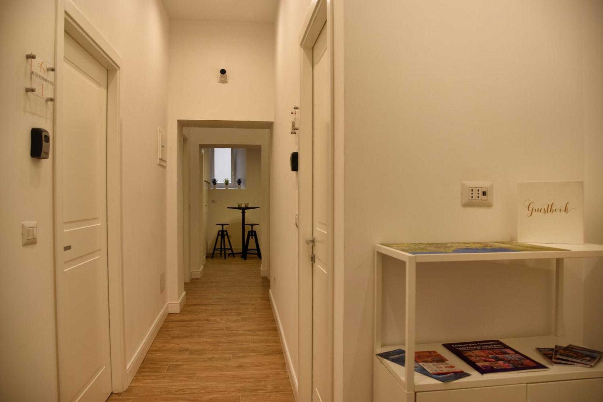 Centro Storico Rooms Napoli Eksteriør bilde